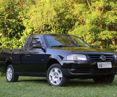 VOLKSWAGEN SAVEIRO à venda.