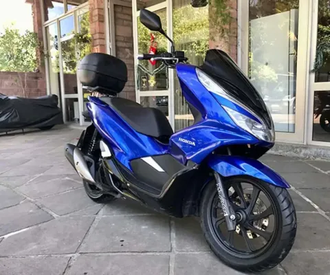 Honda PCX 150 Scooter