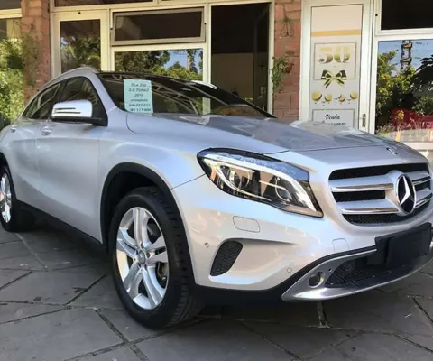 Mercedes-Benz GLA 250 2.0 16V TURBO GASOLINA ENDURO 4P AUTOMÁTICO