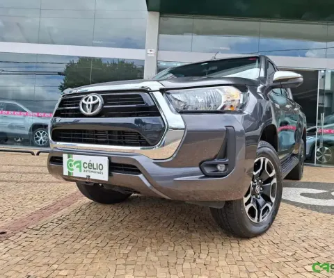 Toyota Hilux CD SRV 4x4 2.8 TDI Diesel Aut.  - Cinza - 2022/2022