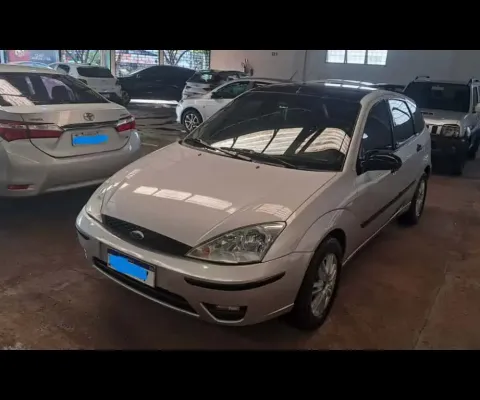Ford FOCUS 1.6 GLX 8V FLEX 4P MANUAL