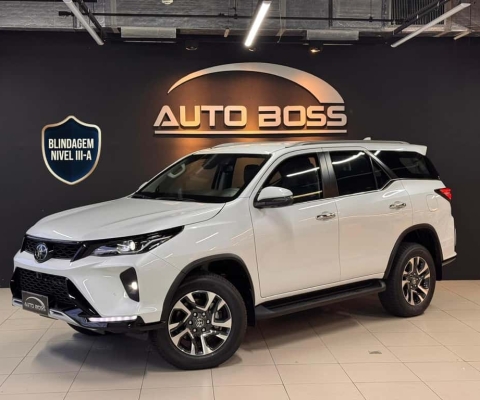 TOYOTA HILUX SW4 2.8 SRX PLATINUM TURBO 4X4 4P