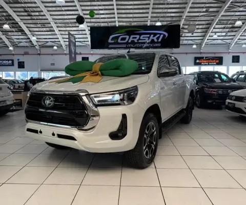 TOYOTA HILUX CD DSL 4X4 SRX 204cv AUTOMÁTICO 6M - 2025