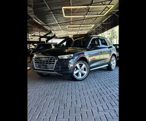 AUDI Q5 Ambition 2.0 TFSI Quattro S tronic