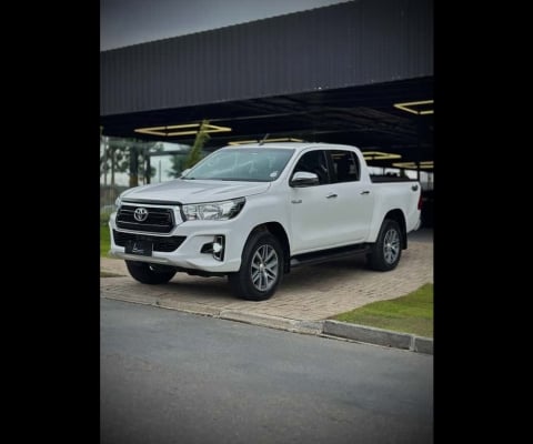 TOYOTA HILUX CD SRV 4x4 2.8 TDI Diesel Aut.