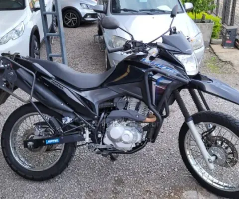 Honda NXR em ótimo estado  venha conhecer nossa loja!