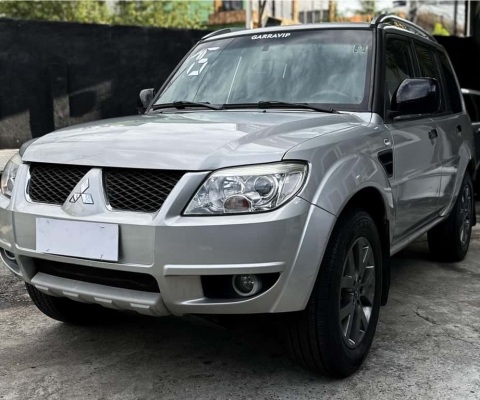 Mitsubishi Pajero tr4 2015 2.0 4x2 16v 140cv flex 4p automático