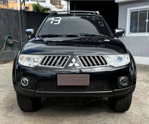 Mitsubishi Pajero dakar 2013 3.5 hpe 4x4 v6 24v flex 4p automático