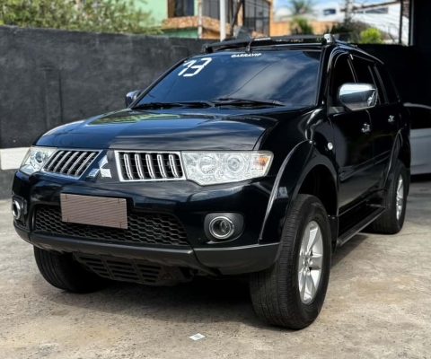 Mitsubishi Pajero dakar 2013 3.5 hpe 4x4 v6 24v flex 4p automático