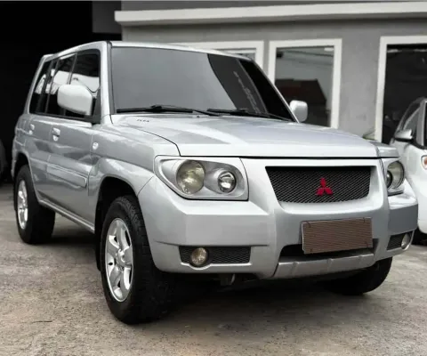 Mitsubishi Pajero tr4 2009 2.0 4x4 16v 131cv blindado automático