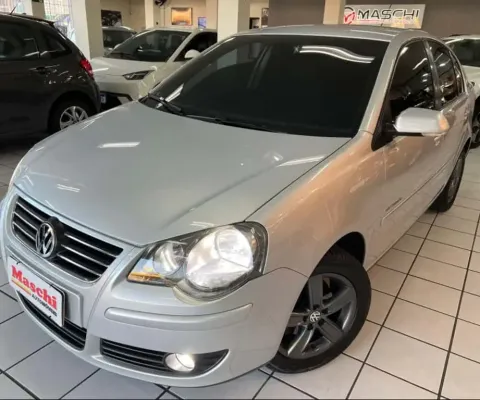 Volkswagen POLO SEDAN 1.6 MI COMFORTLINE 8V FLEX 4P AUTOMATIZADO