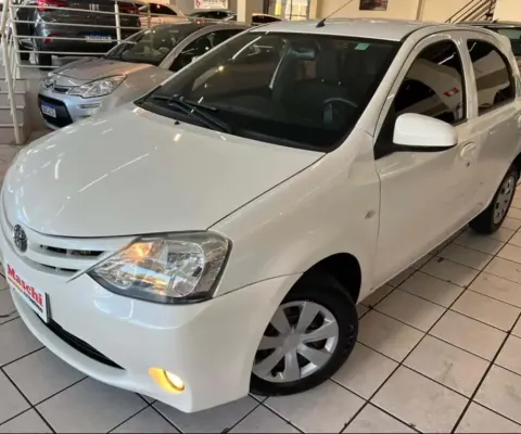 Toyota ETIOS 1.3 X 16V FLEX 4P MANUAL
