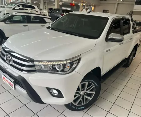 Toyota HILUX 2.8 SRX 4X4 CD 16V DIESEL 4P AUTOMÁTICO