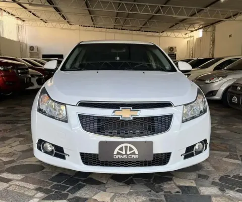 CHEVROLET CRUZE LT HB 2013