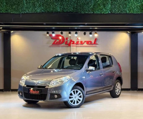 Renault Sandero Expression 1.6 2013