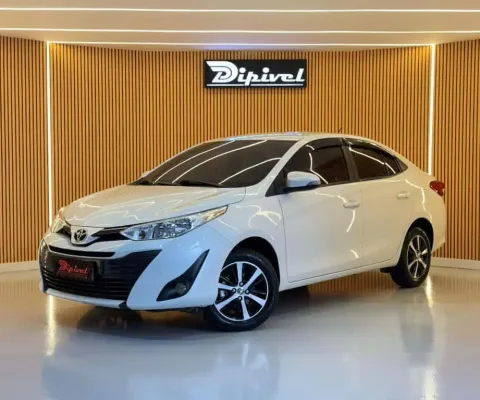 Toyota Yaris XS 1.5 Connect 2021