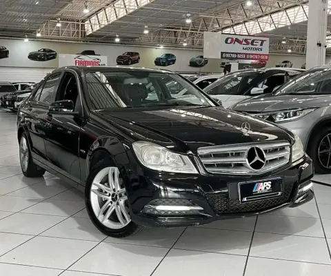 Mercedes Benz C-180 Gasolina Automático