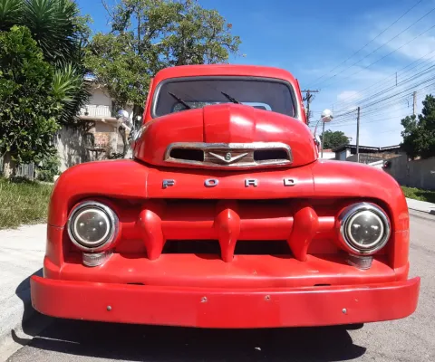 FORD F-1 à venda.