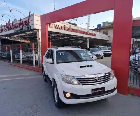 Toyota HILUX SW4 3.0 SRV 4X4 16V TURBO INTERCOOLER DIESEL 4P AUTOMÁTICO