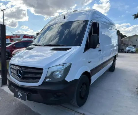 MERCEDES-BENZ 311CDISTREETF 2018