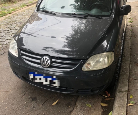 VOLKSWAGEN FOX à venda.