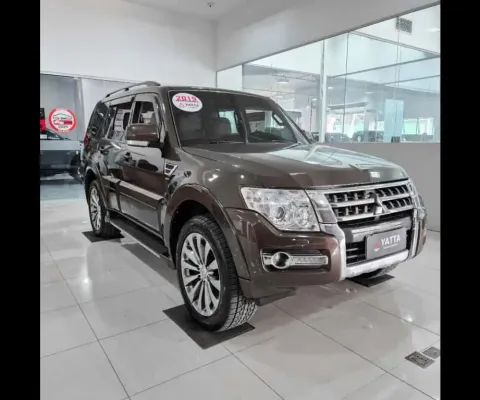 Mitsubishi PAJERO FULL 3.2 HPE 4X4 16V TURBO INTERCOOLER DIESEL 4P AUTOMÁTICO