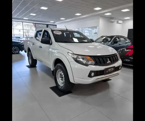 Mitsubishi L200 TRITON 2.4 16V TURBO DIESEL GL CD 4X4 MANUAL