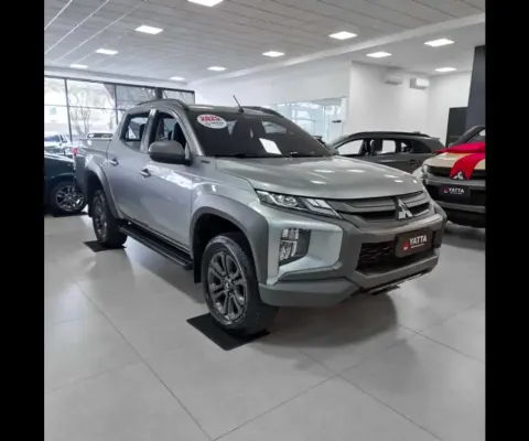 Mitsubishi L200 TRITON 2.4 16V TURBO DIESEL SPORT OUTDOOR PLUS CD 4P 4X4 AUTOMÁTICO