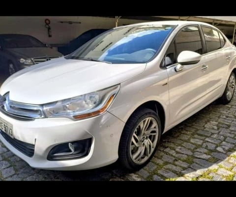 Citroën C4 1.6 EXCLUSIVE 16V TURBO GASOLINA 4P AUTOMÁTICO - Branca - 2013/2014