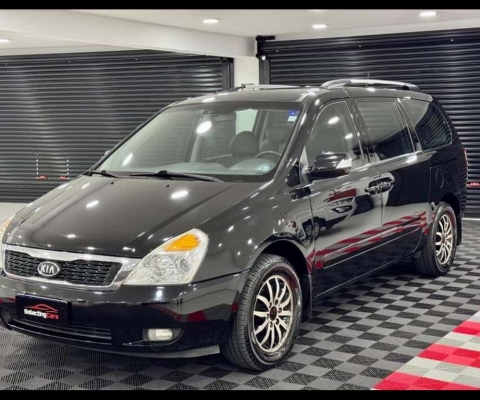 KIA CARNIVAL EX 8 LUGARES - EXCELENTE ESTADO DE CONSERVAÇÃO