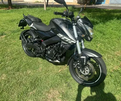 Bajaj Dominar 200 2023