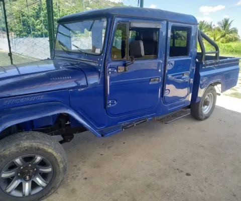 TOYOTA BANDEIRANTE à venda.