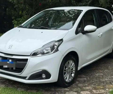 PEUGEOT 208 INCONCERT 1.6 AUTOMÁTICO 2019 R$ 50.900 Curitiba • PR