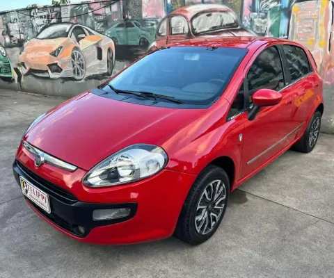 Fiat Punto 1.4 ATTRACTIVE ITALIA EVO 8V 85CV 4P FLEX MANUAL - Vermelha - 2015/2016