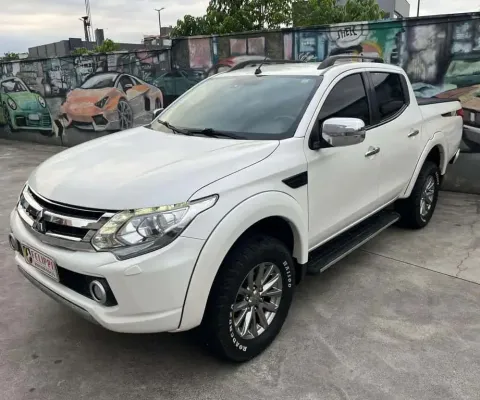 Mitsubishi L200 Triton Sport HPE-S 2.4 CD Dies. Aut - Branca - 2018/2019