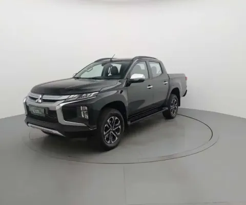 Mitsubishi L200 triton 2023 2.4 16v turbo diesel sport hpe cd 4p 4x4 automático