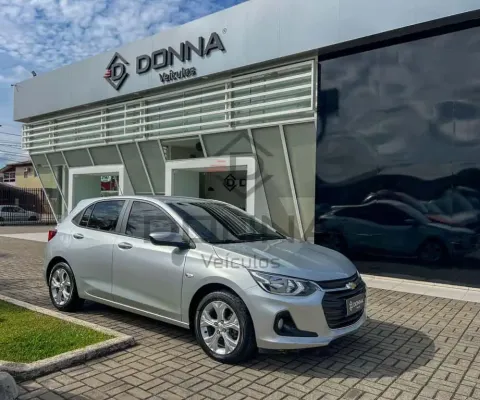 Chevrolet Onix 1.0 TAT LTZ - Prata - 2022/2023