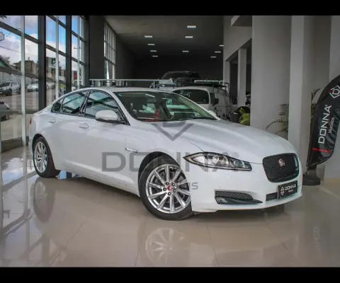 Jaguar XF JAGUAR 2.0 GTDI SPORT LUXURY 240cv Aut.  - Branca - 2014/2015