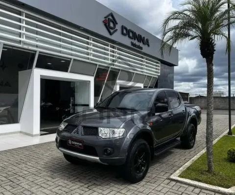 Mitsubishi L200 Triton HPE 3.2 CD TB Int.Diesel Aut - Cinza - 2013/2013