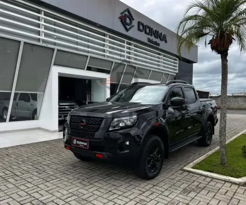 Nissan Frontier PRO4X CD 4x4 2.3 Bi-TB Die. Aut Pro4x - Preta - 2022/2023