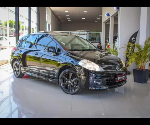 Nissan Tiida SL 1.8/1.8 Flex 16V Aut.  - Preta - 2011/2012