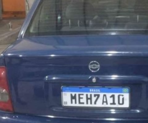 CHEVROLET CORSA à venda.