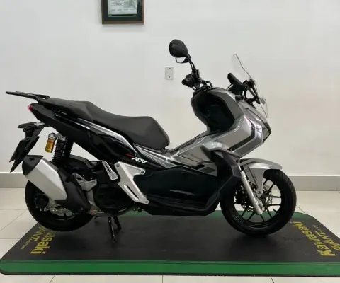 Honda adv 150