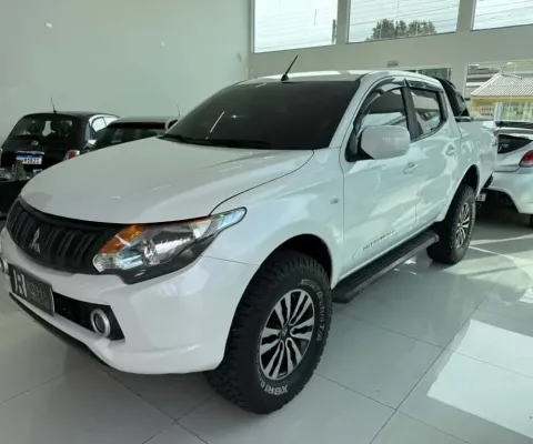 MITSUBISHI L200 TRITON 2.4 16V TURBO DIESEL SPORT GL CD 4P 4X4 MANUAL