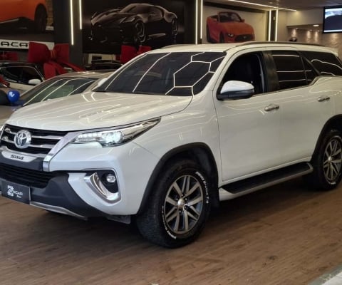 Toyota Hilux sw4 2018 2.8 srx 4x4 16v turbo intercooler diesel 4p automático