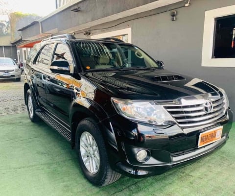 Toyota Hilux sw4 2014 3.0 srv 4x4 16v turbo intercooler diesel 4p automático