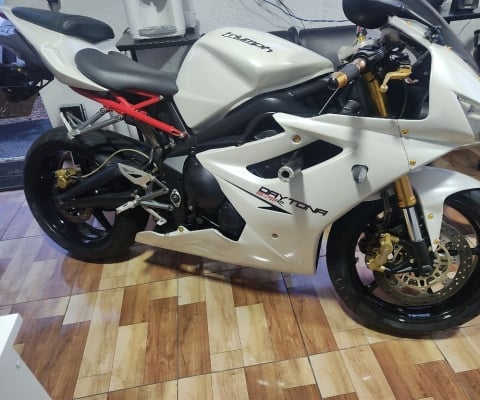 Triumph  Daytona  675 R ano 2007 