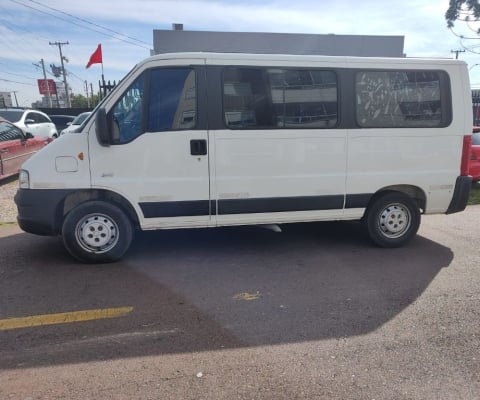 VAN BOX 16 LUGARES MOTOR 2. - 3 PORTAS