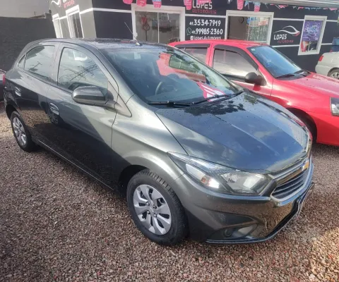 Onix lt 1.0- carro semi novo, completo 