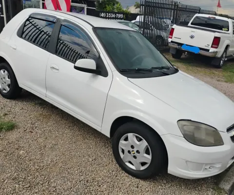 Celta- 1.0- 2014- com direção hidráulica